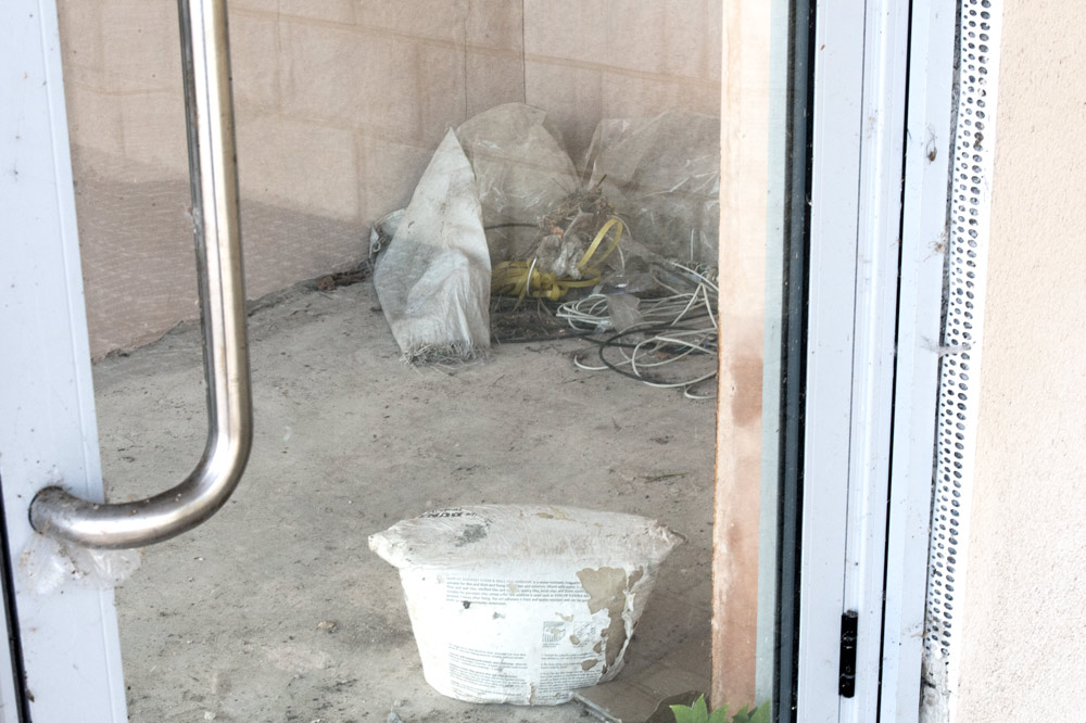 cables and bag of plaster